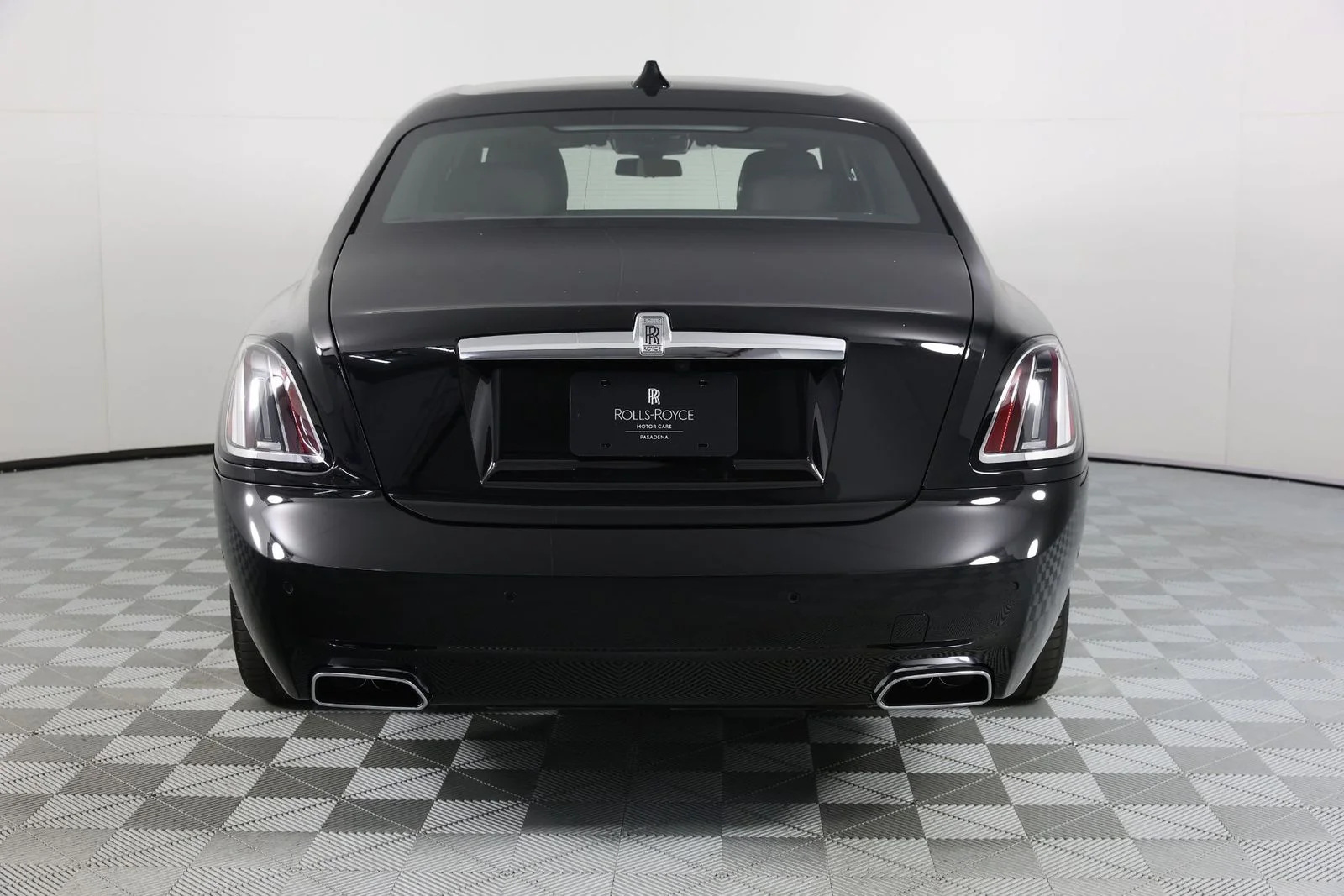 New 2026 Black Diamond Rolls-Royce  image 6