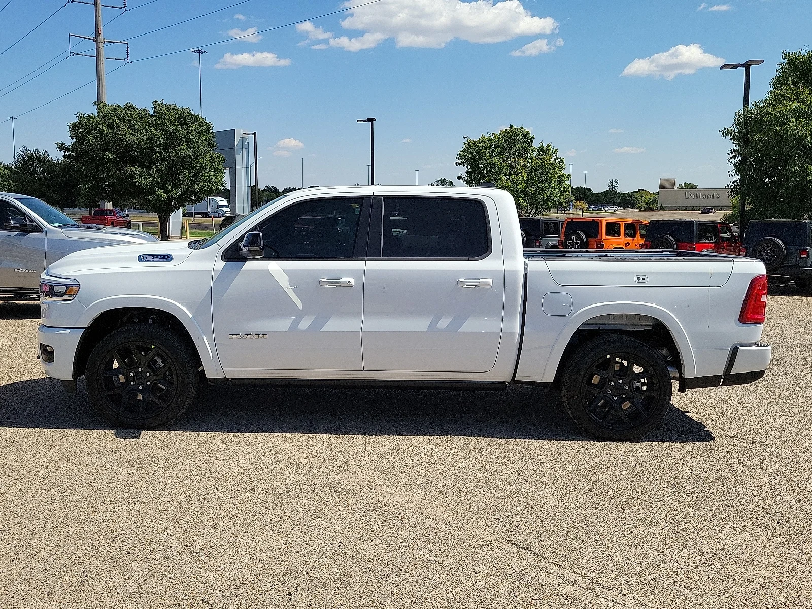 New 2026 PW7 Bright Whit Ram LARAMIE CREW CAB 4X4 5