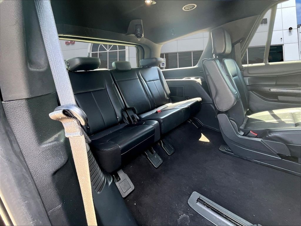 Used 2021 Black Ford XLT image 27