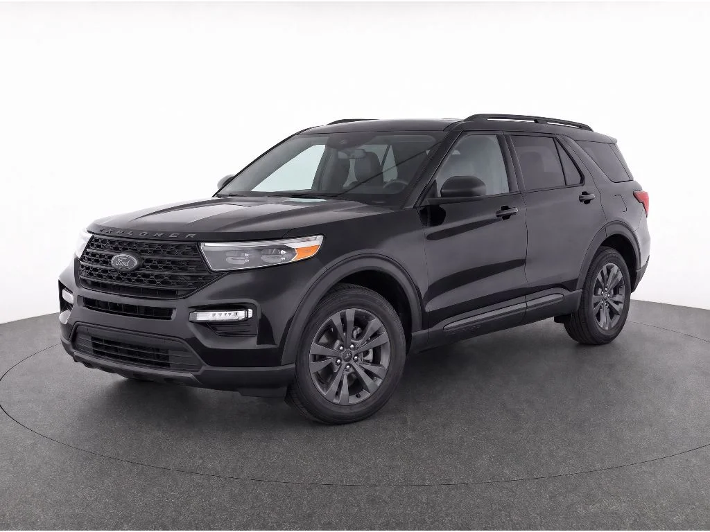 Used 2023 Agate Black Ford XLT image 1