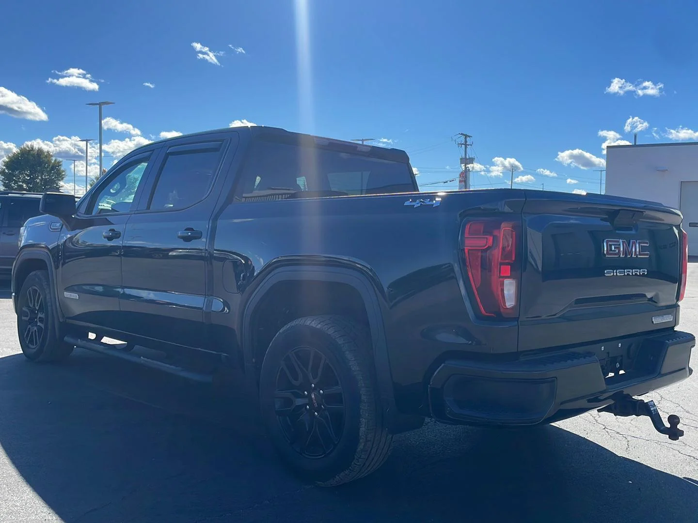 Used 2020 Onyx Black GMC Elevation image 10
