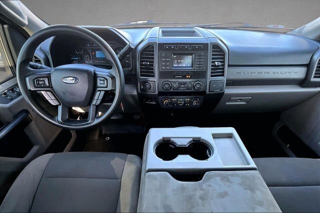 Used 2019 Magnetic Metallic Ford XL image 11