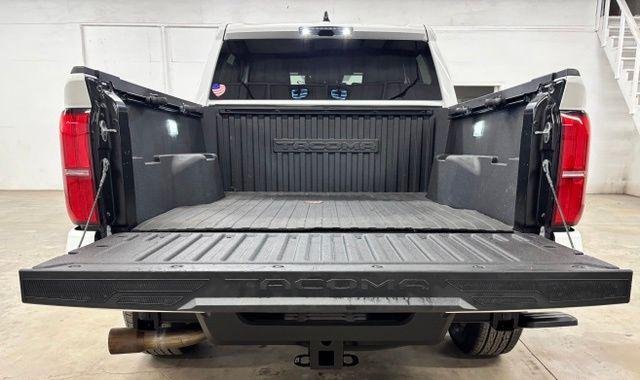 Used 2025 ICE CAP Toyota  image 26