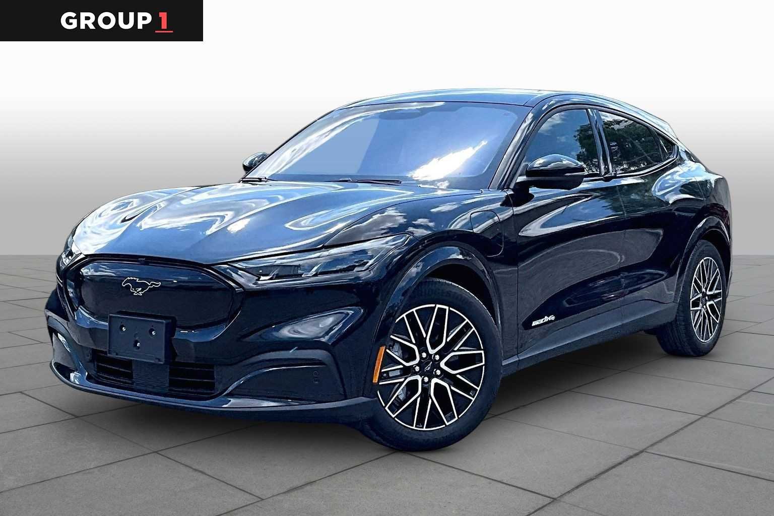 2025 Ford Mustang-Mach-e Premium's photo