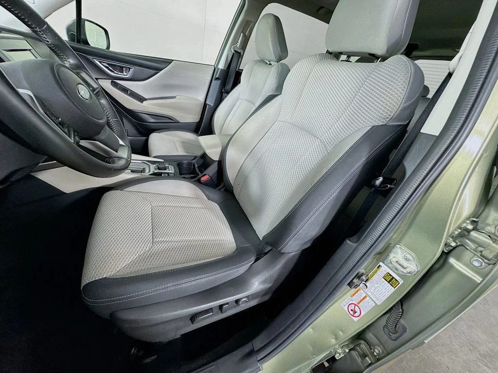 Used 2019 Green Subaru Premium image 25