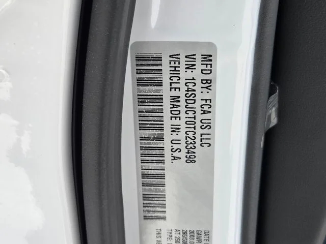 New 2026 White Knuckle Clear-Coat Exterior Paint Dodge GT Plus HEMI V8 image 37