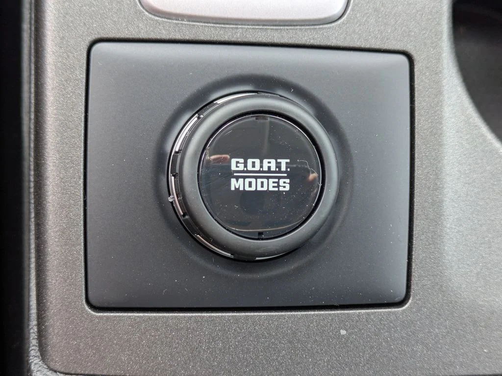 New 2026 Carbonized Gray Metallic Ford Outer Banks image 25