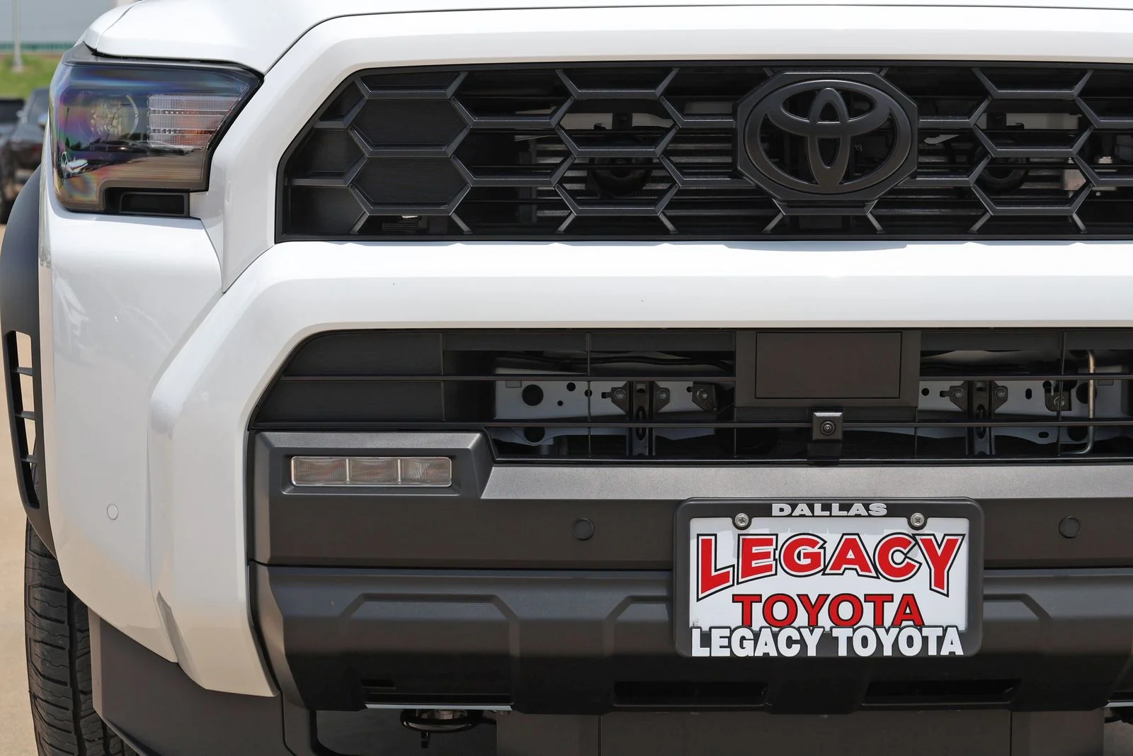 New 2026 Ice Cap Toyota SR5 image 8