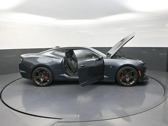Used 2020 Gray Chevrolet SS image 43