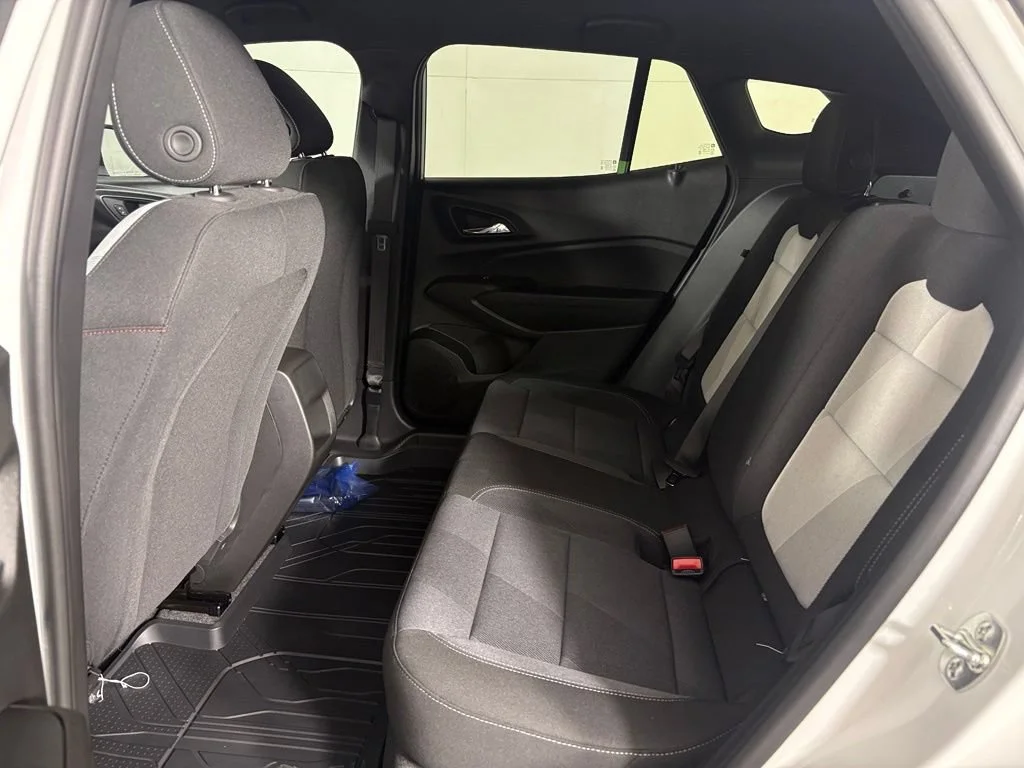 2026 Chevrolet Trax RS - Photo 37