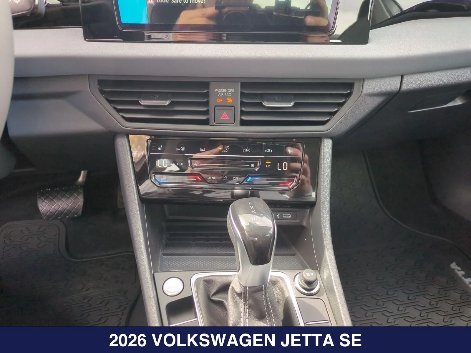 New 2026 Silver Volkswagen 1.5T SE image 24