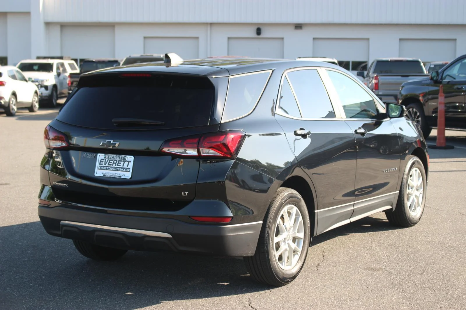Used 2023 Mosaic Black Metallic Chevrolet LT image 7
