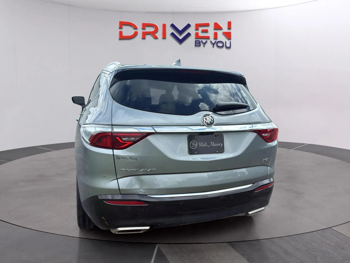 Used 2024 Moonstone Gray Metallic Buick Essence image 2