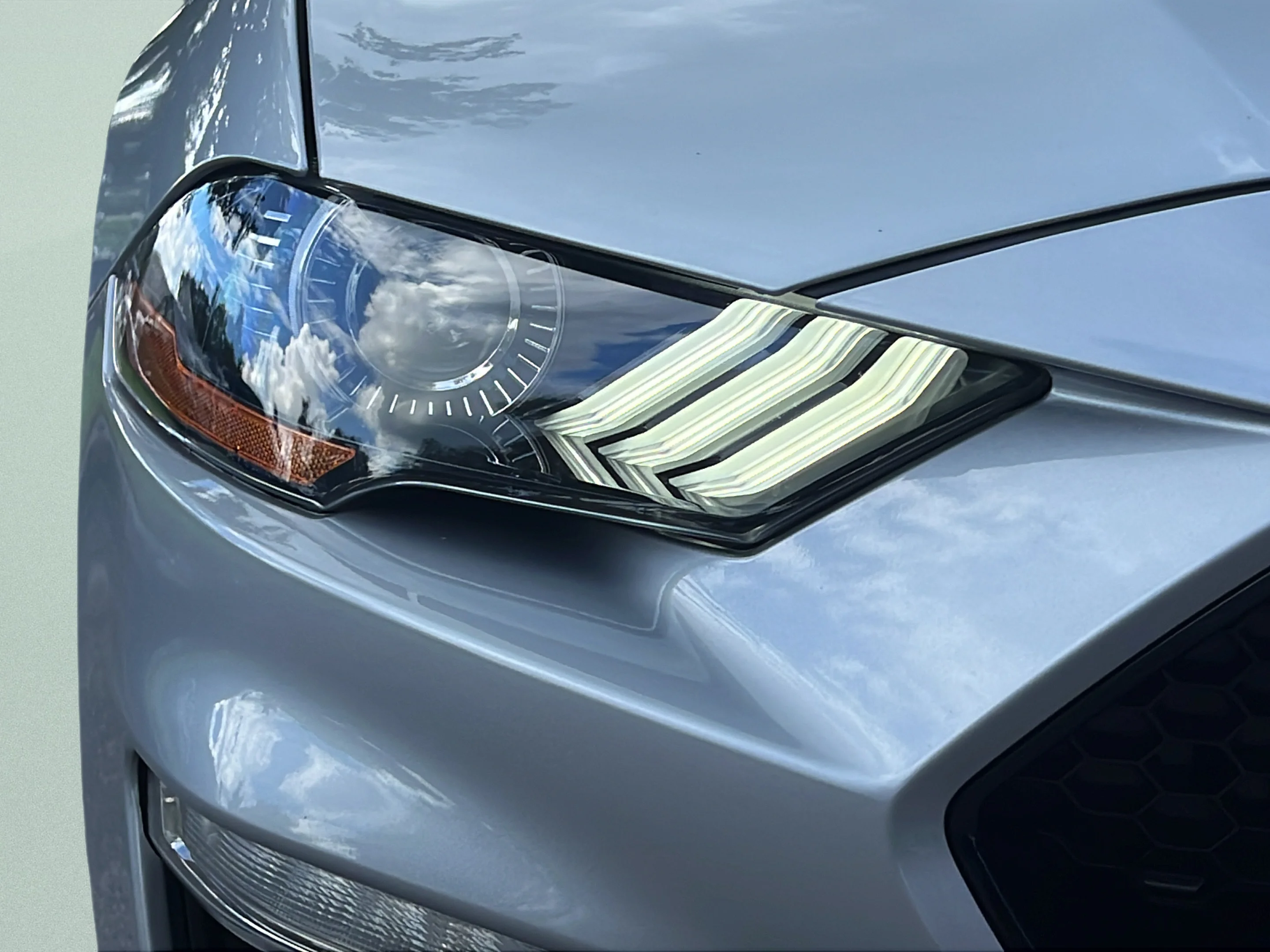 Used 2022 Silver Metallic Ford GT Premium image 22