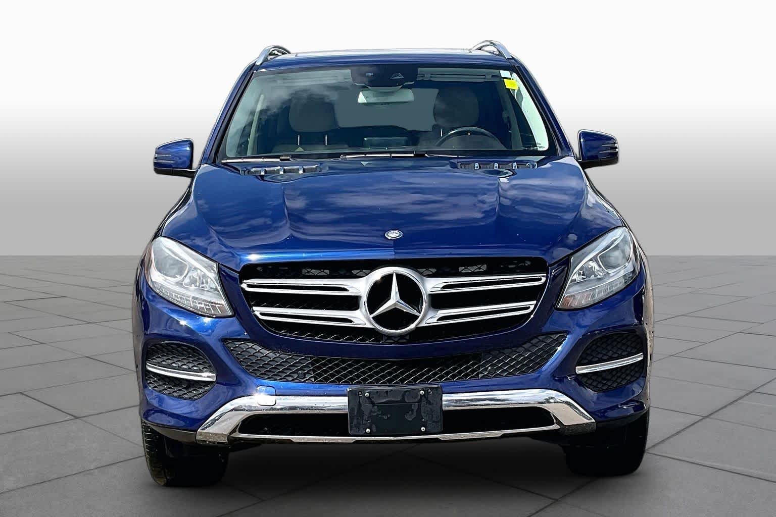 Used 2017 Brilliant Blue Metallic Mercedes-Benz GLE 350 image 4