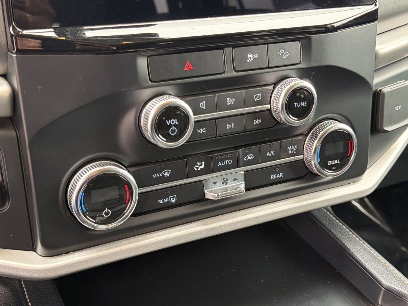 2022 Ford Expedition XLT - Photo 26