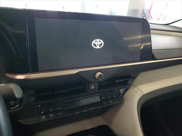 Certified Used 2024 OXYGEN WHITE Toyota  image 27