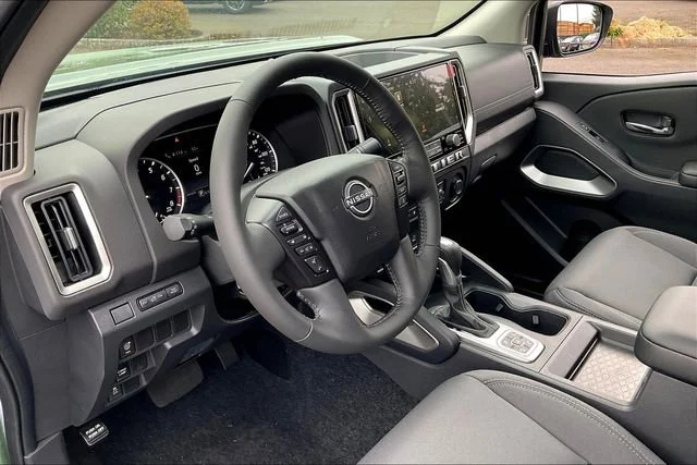 2026 Nissan Frontier SV - Photo 7