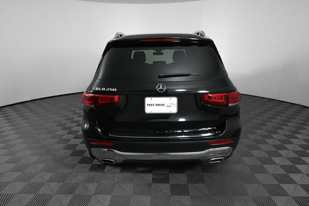 Certified Used 2022 Black Mercedes-Benz GLB 250 image 29