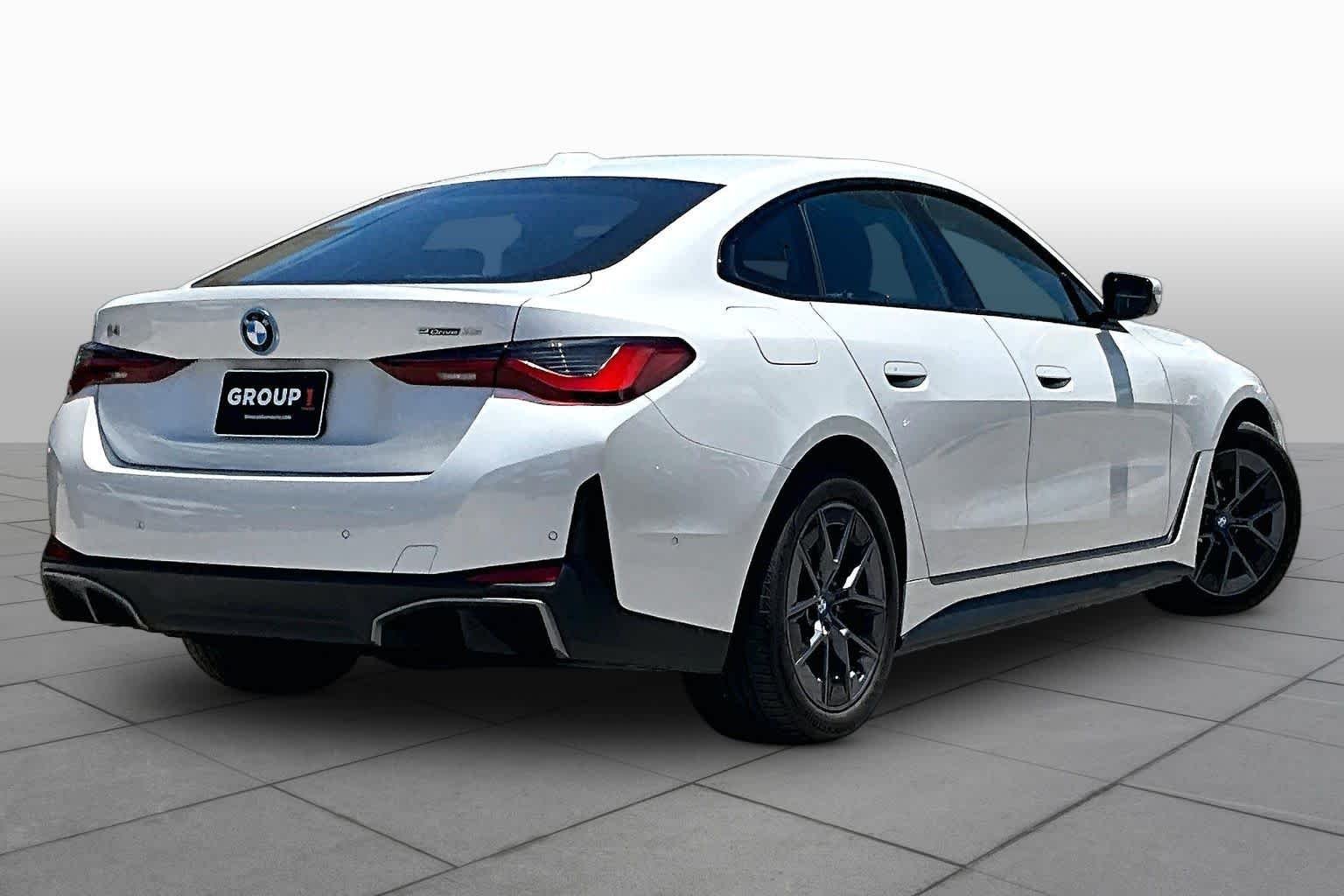 Used 2023 Mineral White Metallic BMW eDrive35 image 12