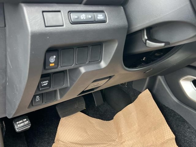 New 2026 Super Black Nissan Crew Cab SV image 26