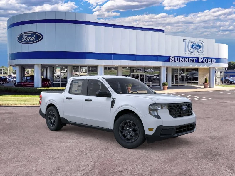 New 2026 Space White Metallic Ford XLT image 7