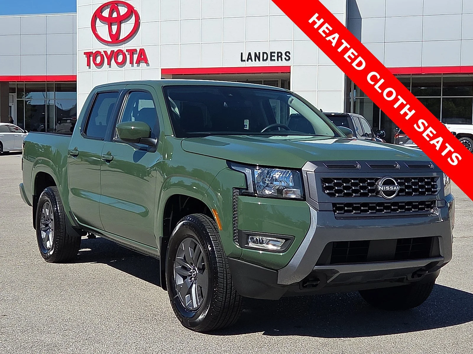 2025 Nissan Frontier SV