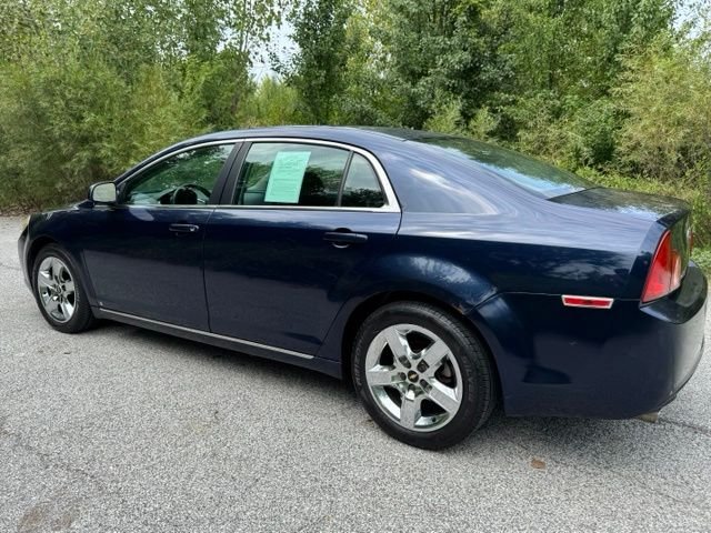 Used 2009 Imperial Blue Metallic Chevrolet LT image 7