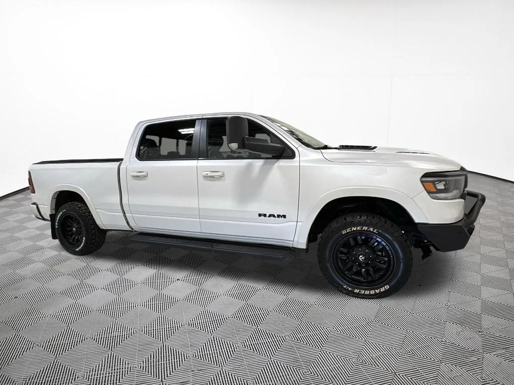 Used 2022 White Ram Laramie image 5