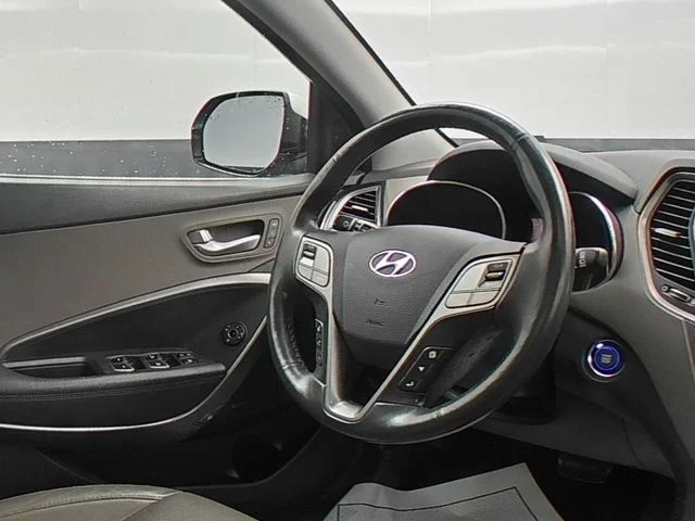 Used 2016 Silver Hyundai Limited image 35