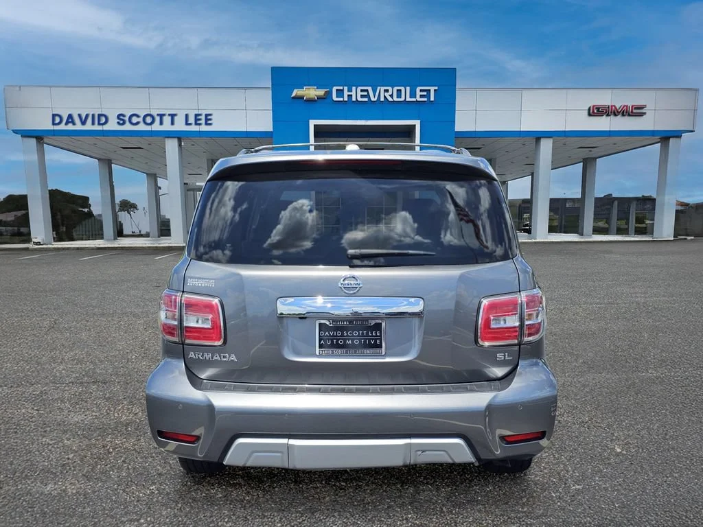 Used 2018 Gun Metallic Nissan SL image 45