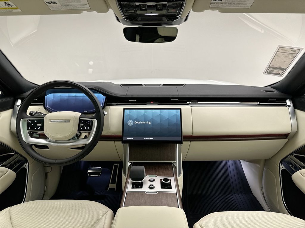 New 2027 Fuji White Land Rover SE image 8