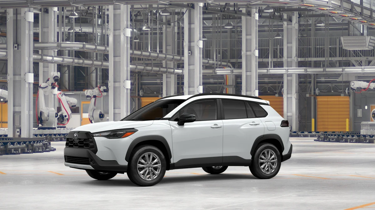 New 2026 Wind Chill Pearl Toyota LE image 2