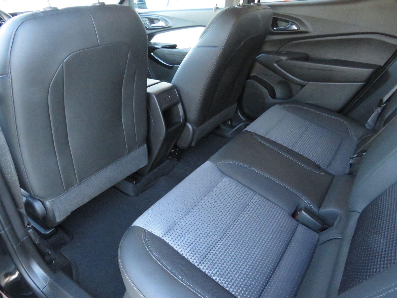 Used 2024 Mosaic Black Metallic Chevrolet LT image 21