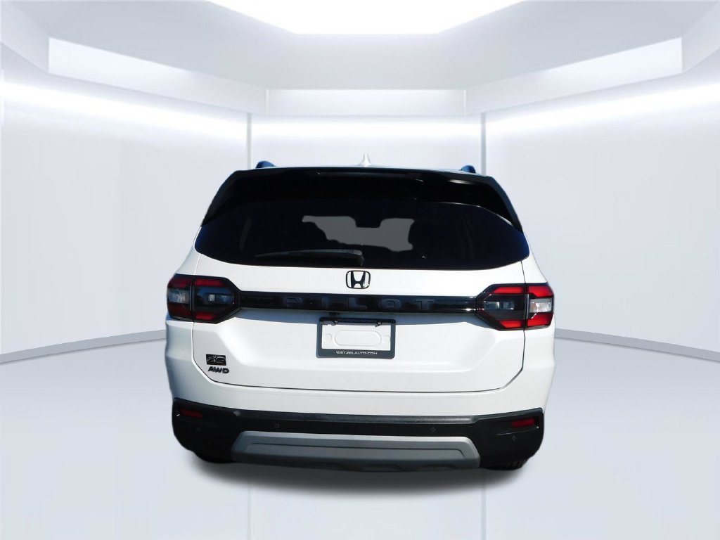 Certified Used 2025 Platinum White Pearl Honda EX-L image 4