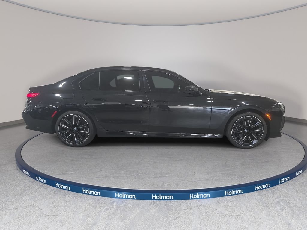 Certified Used 2024 Black Sapphire Metallic BMW 740i image 4