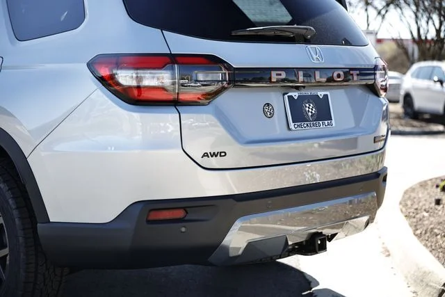 New 2026 Solar Silver Metallic Honda TrailSport image 10