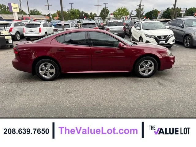 Used 2005 Red Pontiac GT image 3