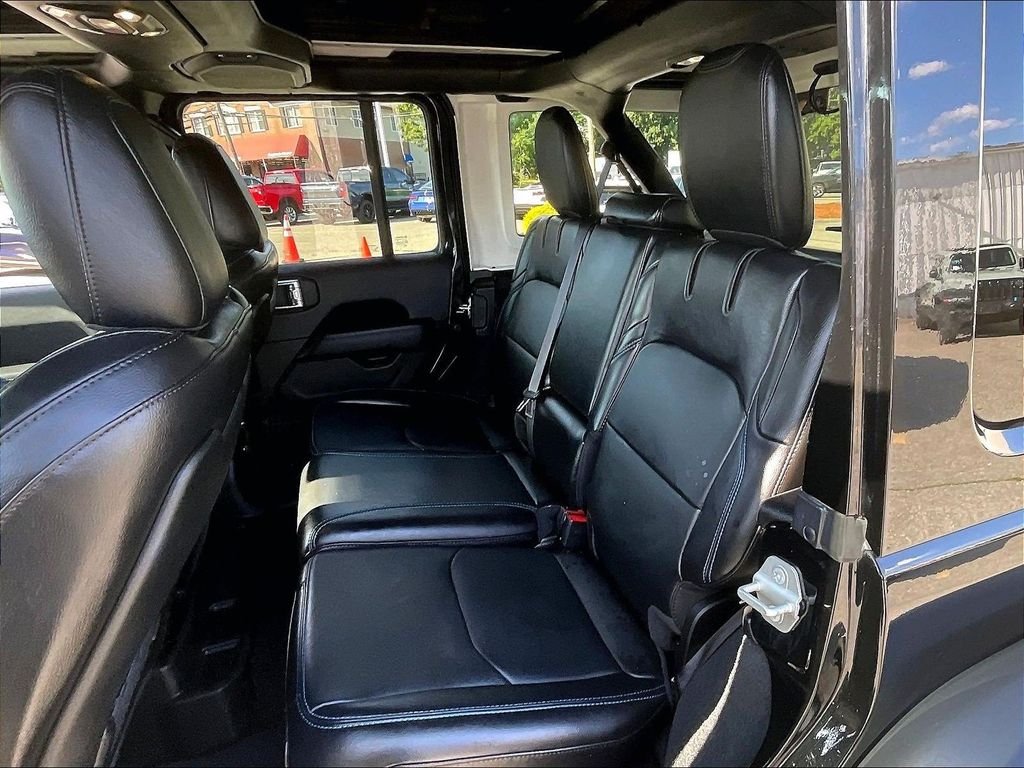 Used 2023 Black Jeep Rubicon 4xe image 15