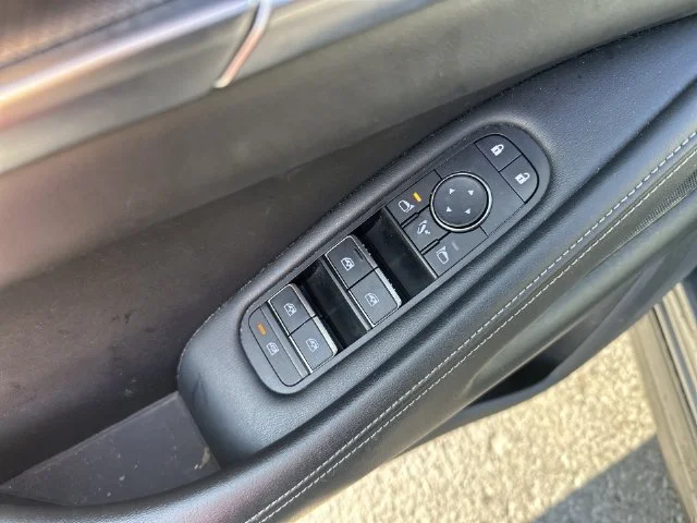 Used 2023 Gray INFINITI LUXE image 23