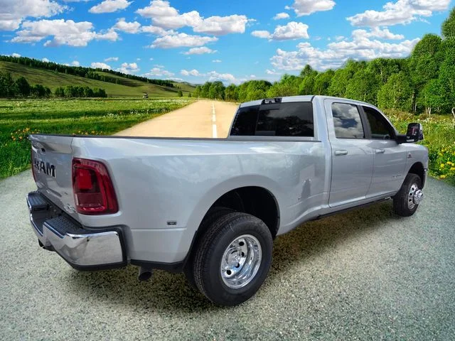 New 2026 Silver-Zynith Exterior Paint RAM Laramie image 7