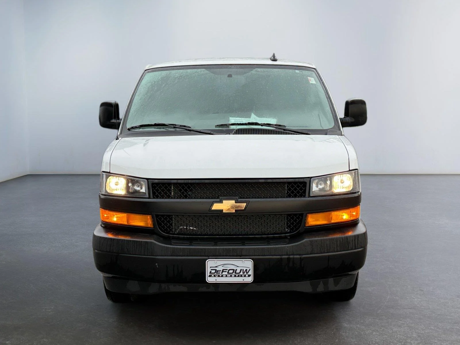 Used 2025 Summit White Chevrolet Extended Cargo Van image 8