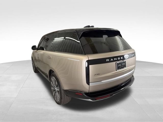 Certified Used 2024 Batumi Gold Premium Metallic Land Rover Autobiography image 7