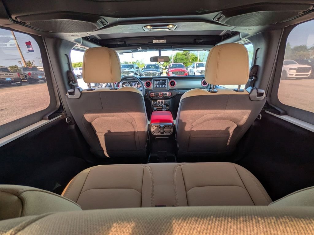 Used 2023 White Jeep Sport S image 15