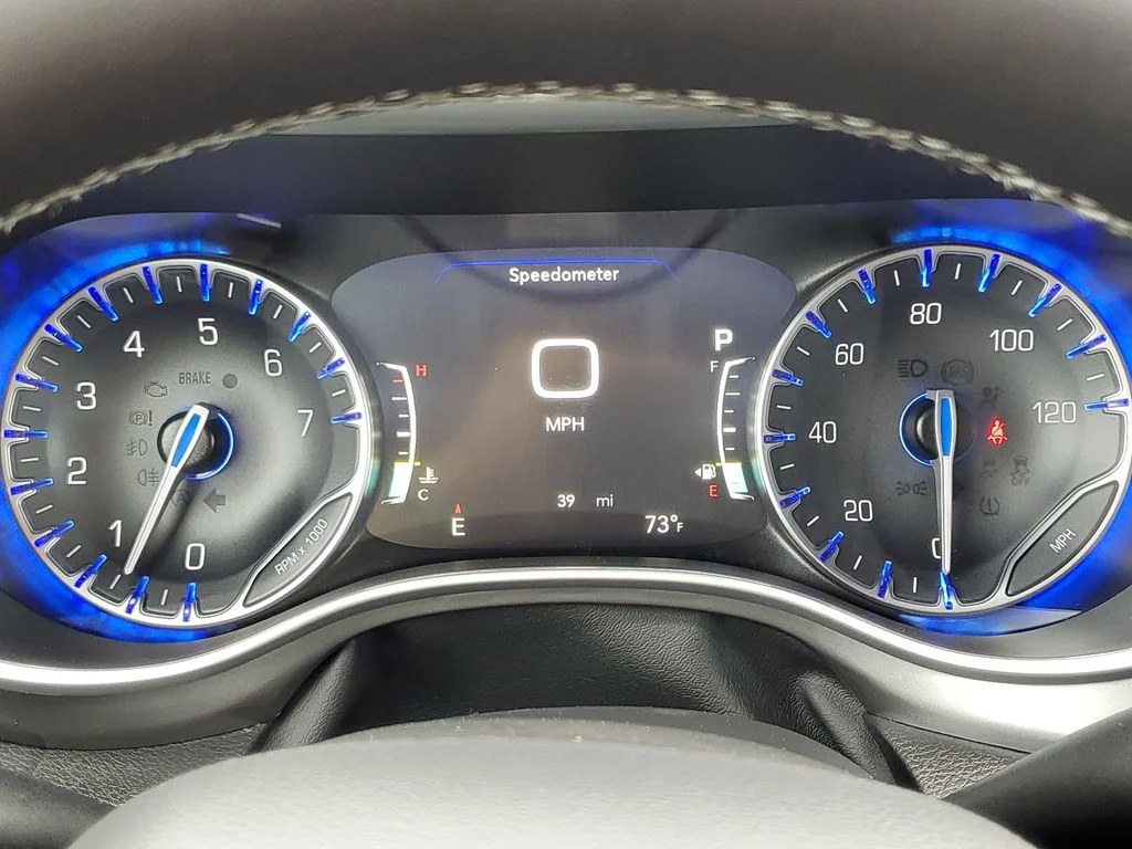 2026 Chrysler Pacifica Select - Photo 11