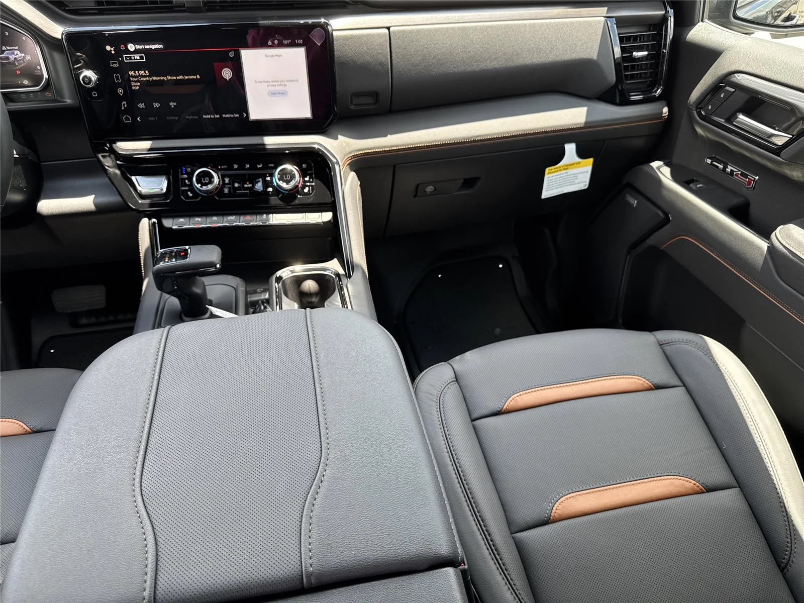 New 2026 Onyx Black GMC AT4 image 34