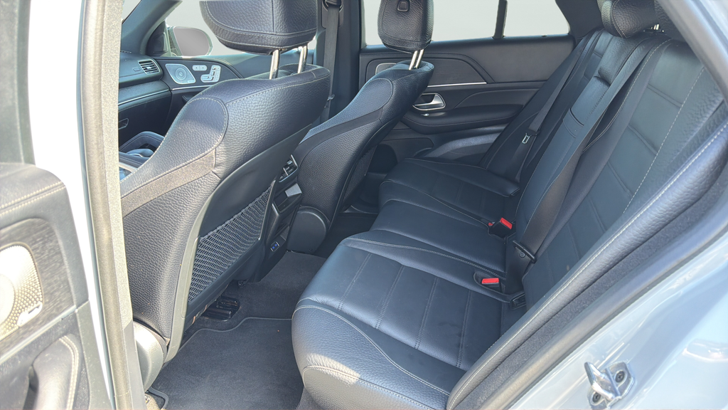 Used 2025  Mercedes-Benz GLE 450 image 18