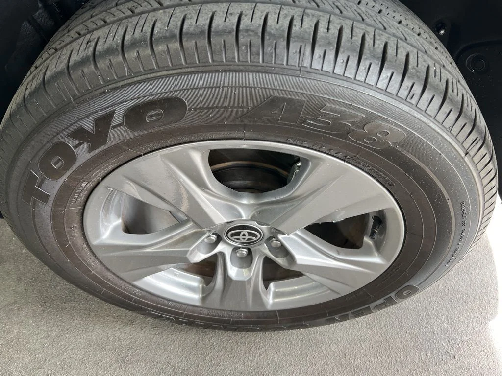 Used 2025 White Toyota XLE image 26