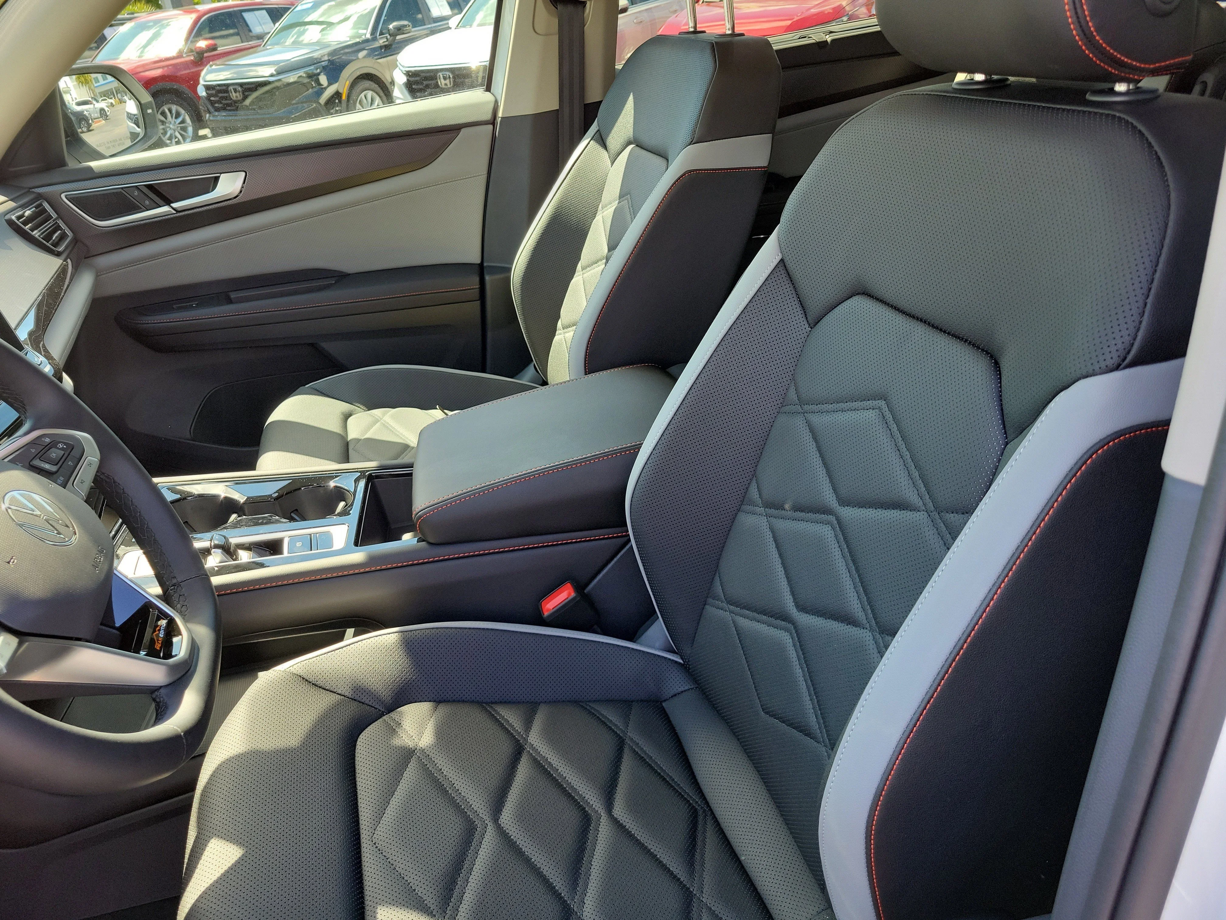 New 2026 White Volkswagen Peak Edition image 20
