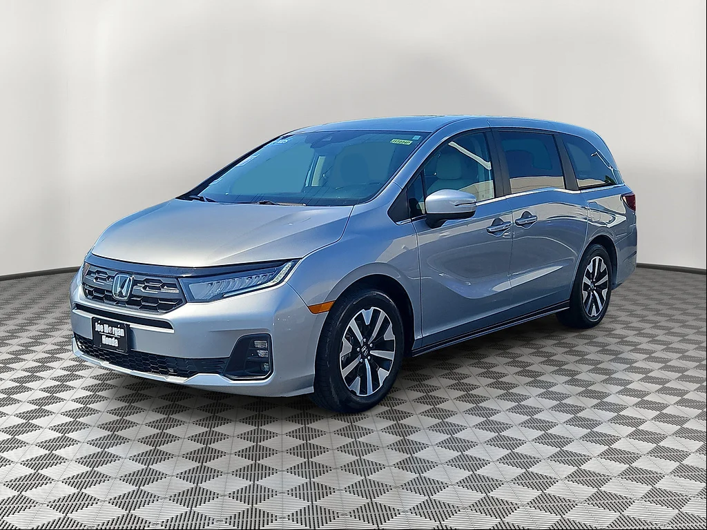 Certified Used 2025 Solar Silver Metallic Honda EX-L image 2